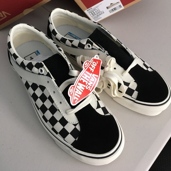 Vans Shoes - Vans Bold NI